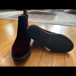 Crushed velvet ruby chelsea boots